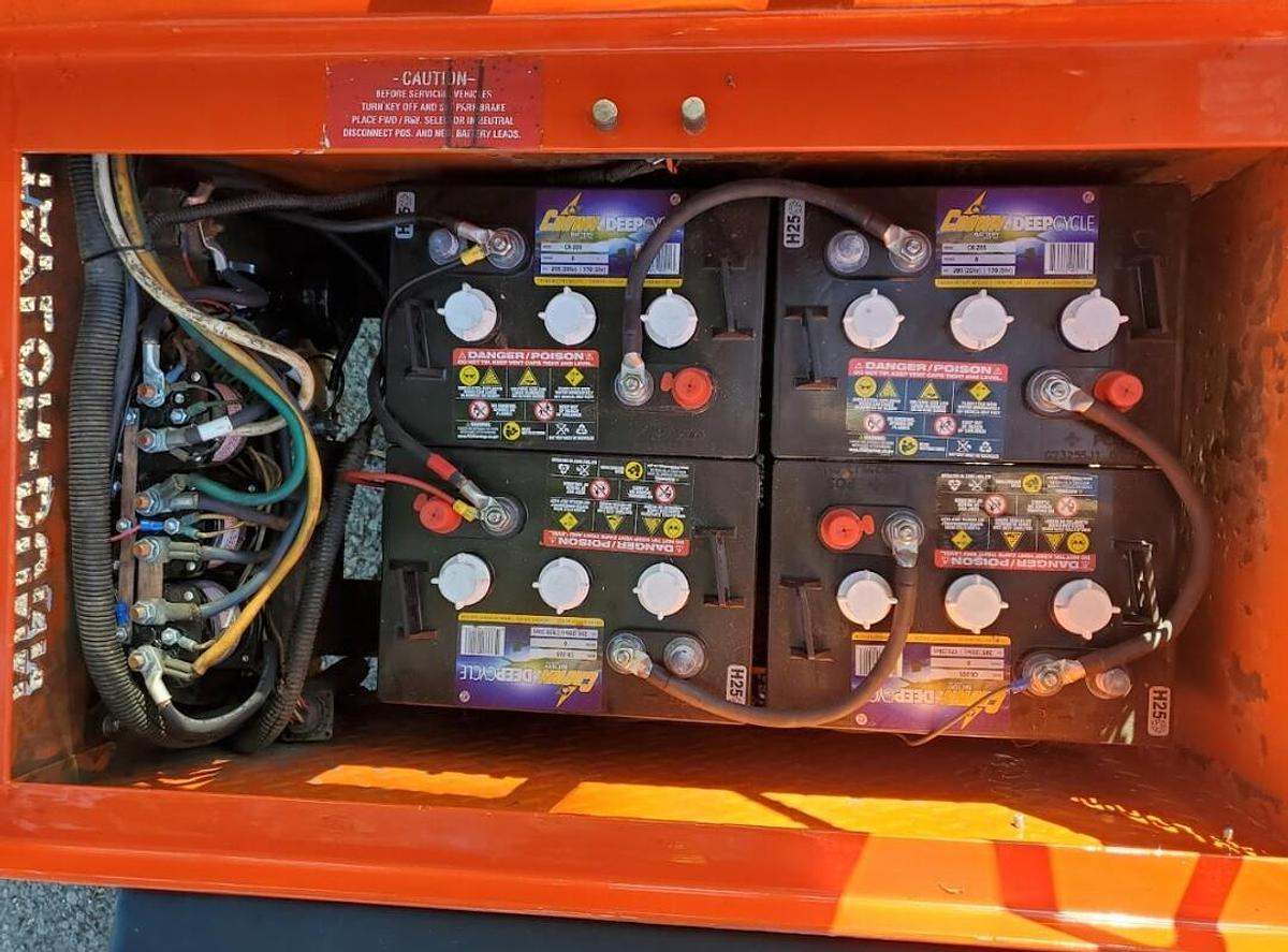 Used Taylor Dunn SS536 Step Saver