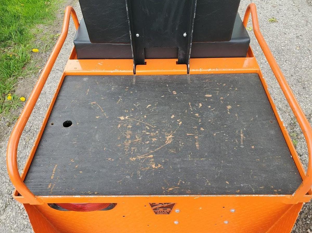 Used 2019 Taylor Dunn SS536