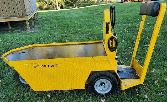 Used 2008 Taylor Dunn SC090