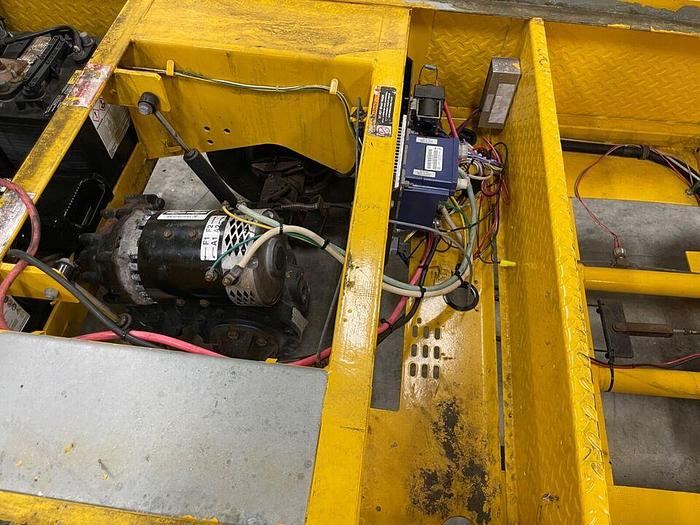 Used 2010 Taylor Dunn B-248