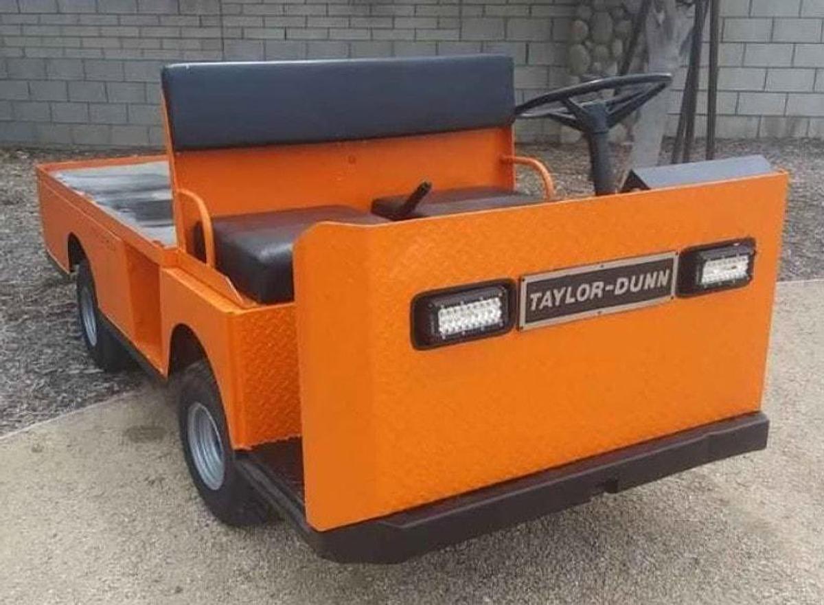 Used 2001 Taylor Dunn B2-10 Burden Carrier