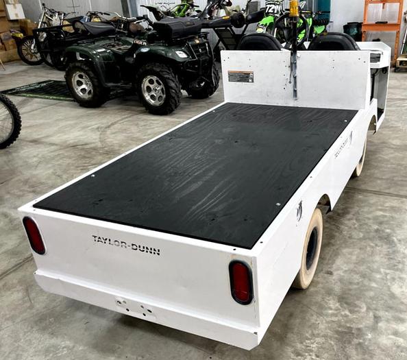 Used 2017 Taylor Dunn B5-440