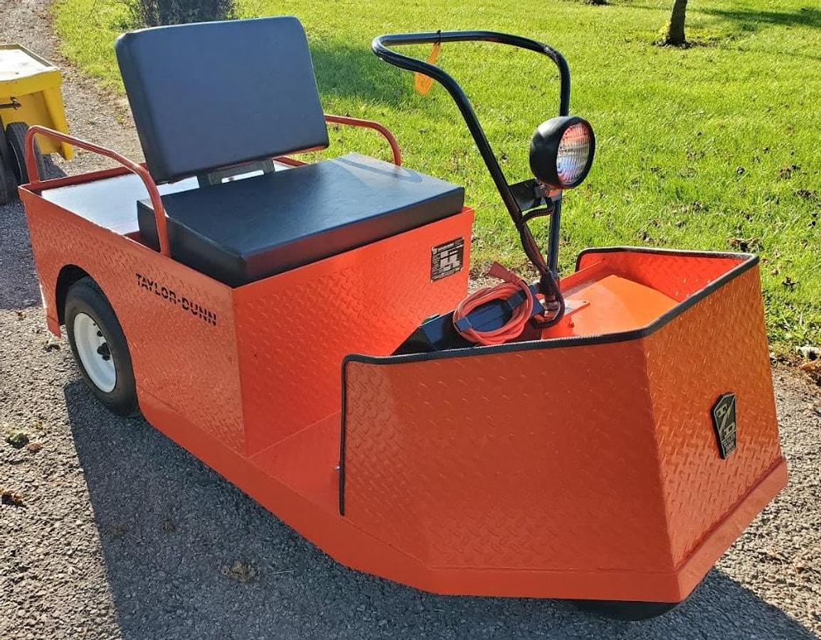 Used 2007 Taylor Dunn SS536 Step Saver