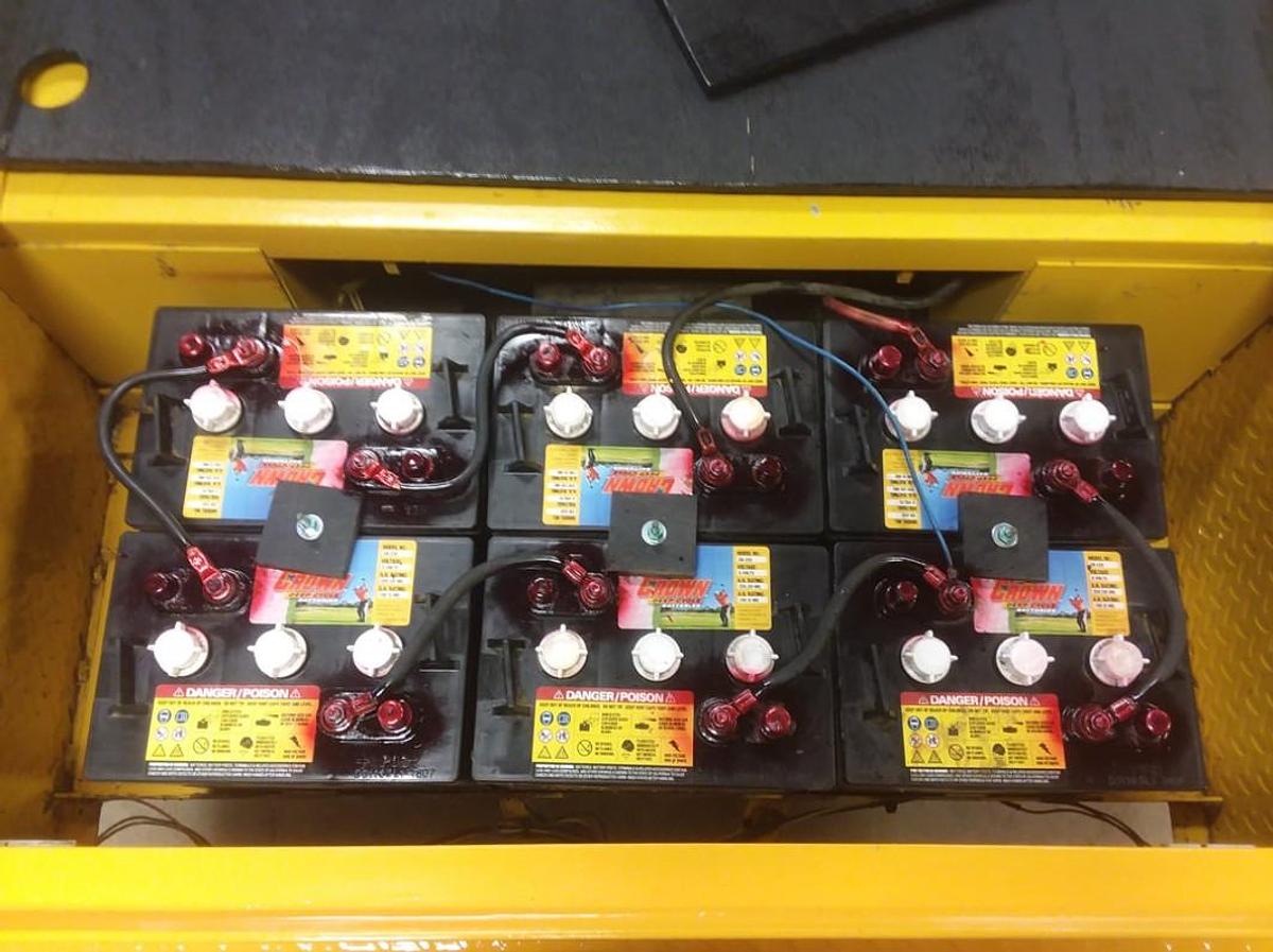 Used 2004 Taylor Dunn B248 Burden Carrier