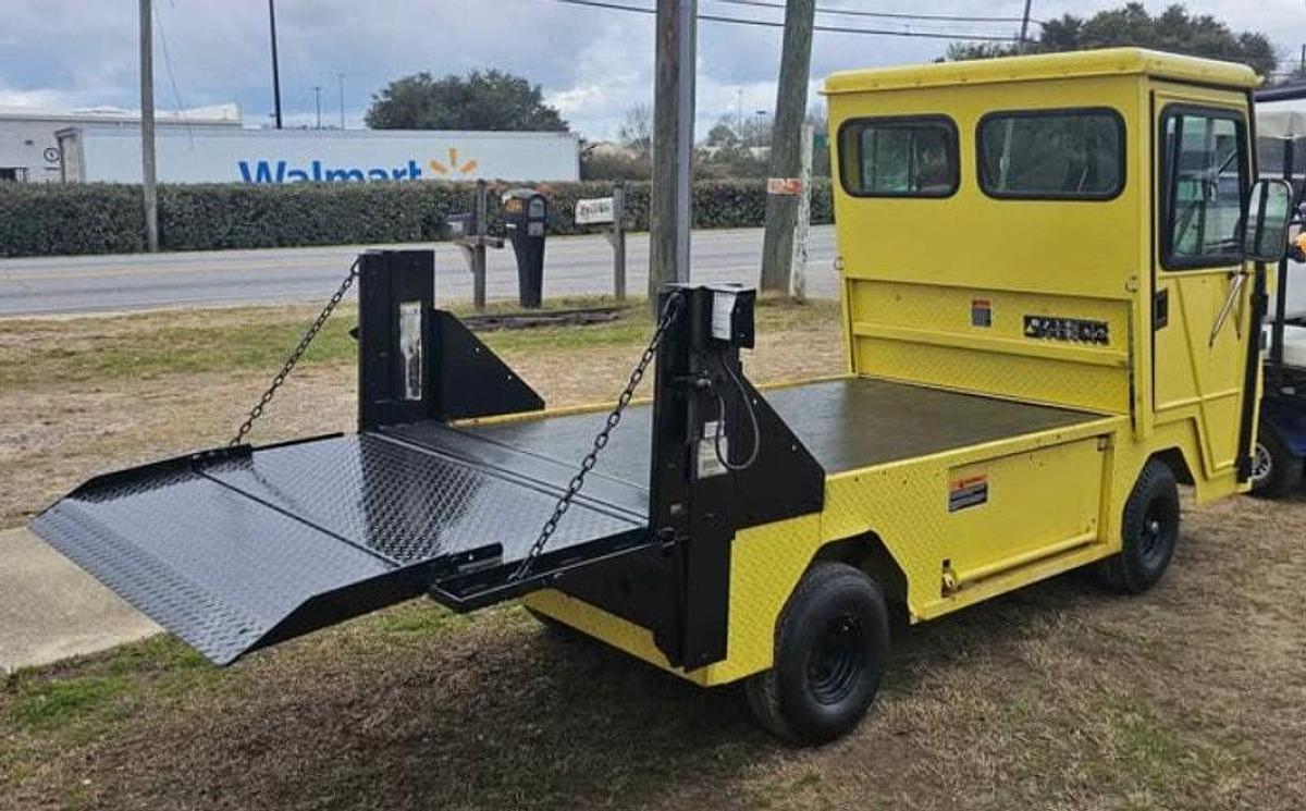 Used 2006 Cushman Titan HD Burden Carrier