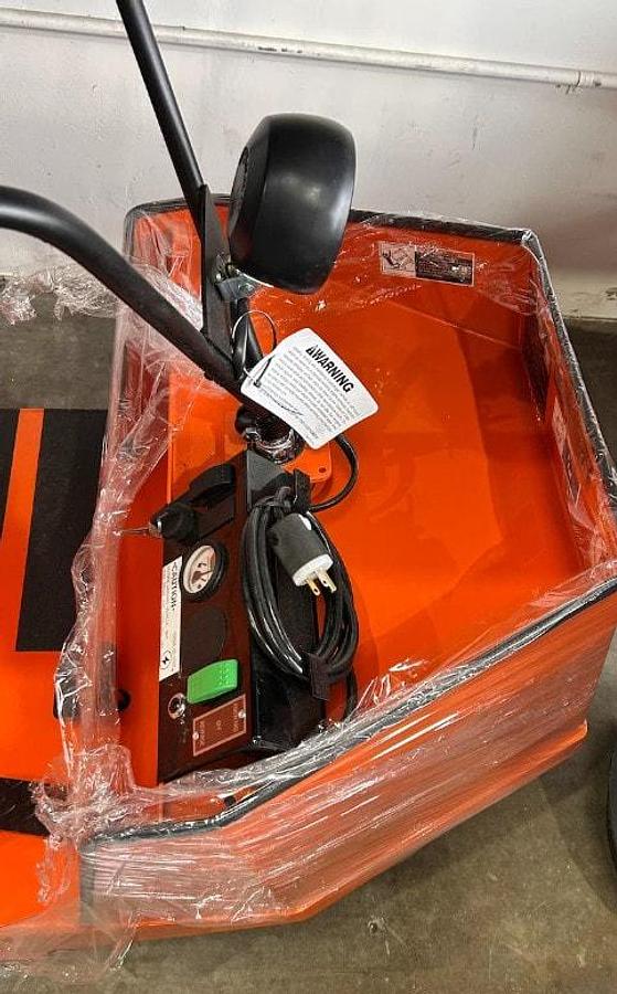 Used NEW 2025 Taylor Dunn SS-025-36