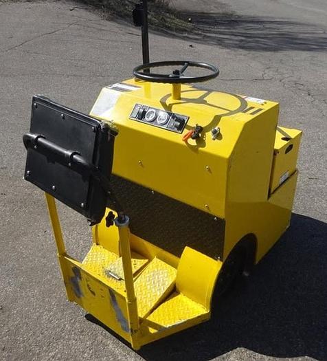 Used Taylor Dunn Tow Tractor E0-034-51