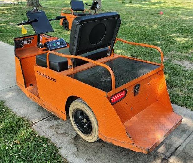 Used 2018 Taylor Dunn SS536