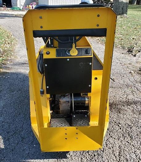 Used 2008 Taylor Dunn SC090