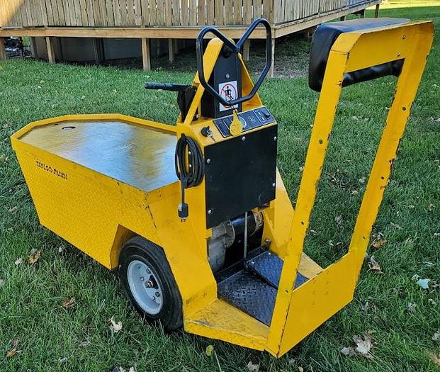 Used 2008 Taylor Dunn SC090