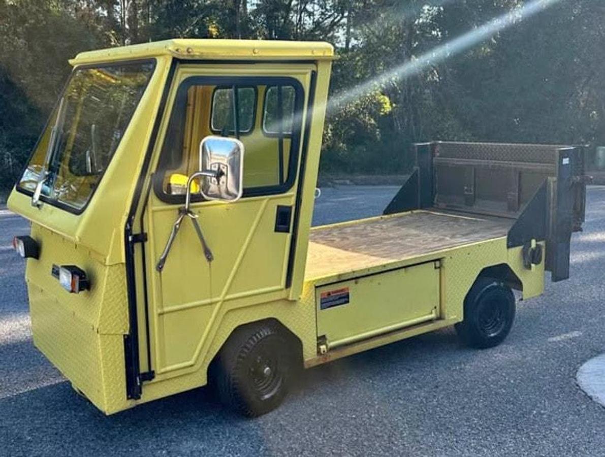 Used Cushman Titan Burden Carrier