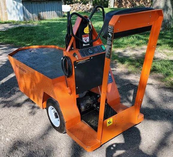 Used 2014 Taylor Dunn SC100