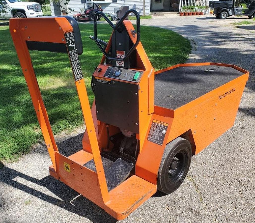 Used 2015 Taylor Dunn SC100 Stock Chaser