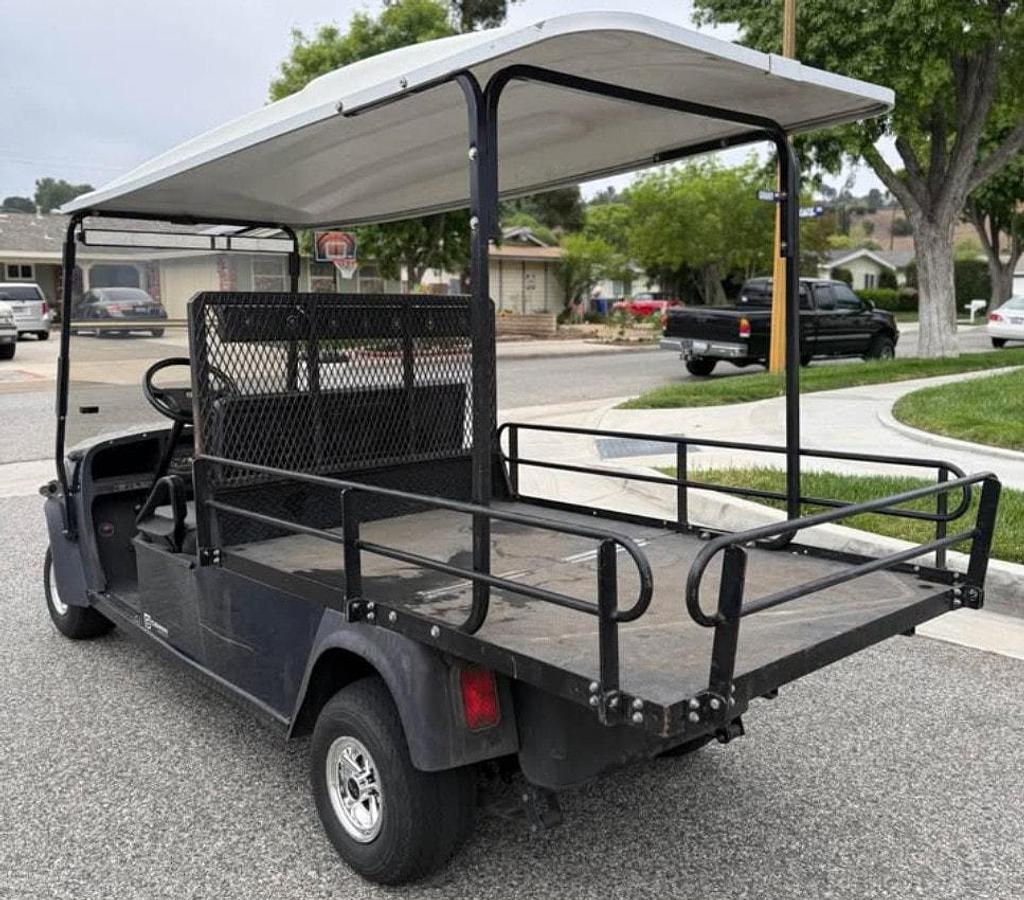 Used 2017 Cushman Shuttle 2