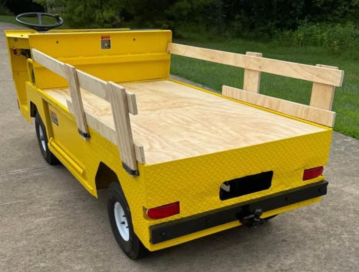 Used 1999 Cushman Titan Burden Carrier