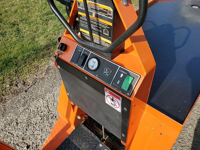 Used 2017 Taylor Dunn SC090 - 2 Available