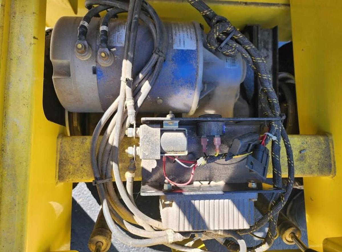 Used 2007 Columbia Step Saver