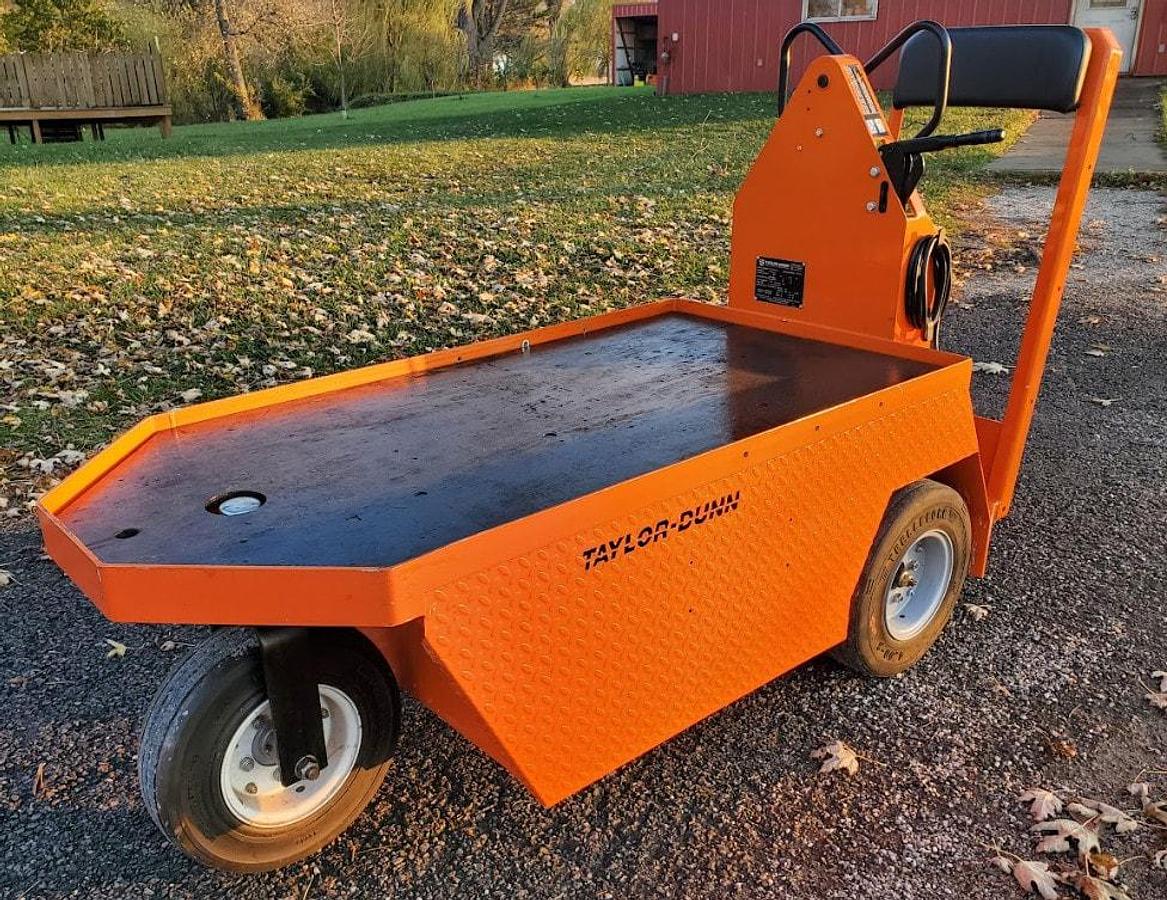 Used 2019 Taylor Dunn SC090 Stock Chaser