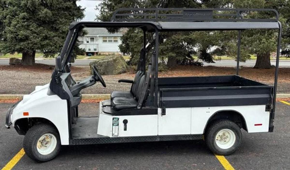 Used 2015 Columbia Summit Burden Carrier - 2 Passenger