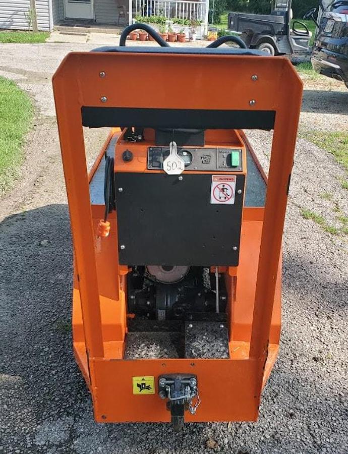 Used 2018 Taylor Dunn SC100 Stock Chaser