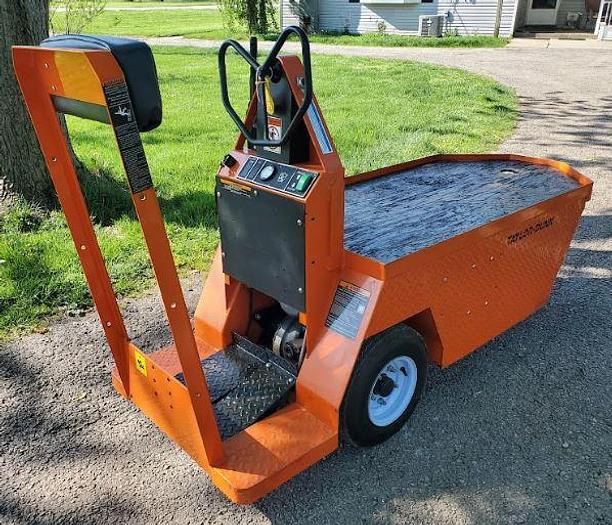 Used 2014 Taylor Dunn SC100