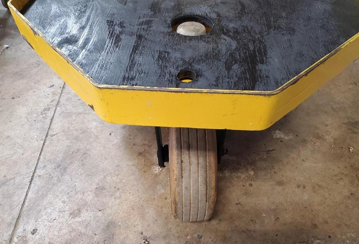 Used 2012 Taylor Dunn SC090 Stock Chaser