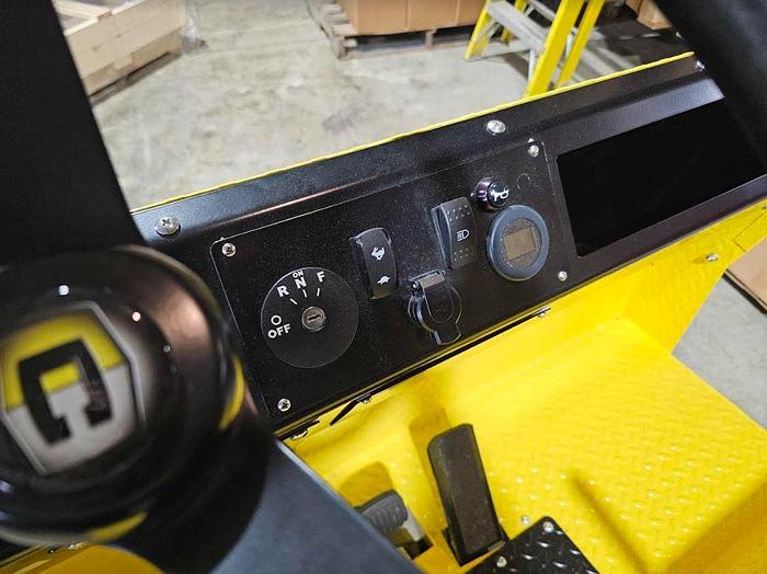 Used 2023 NEW Cushman Titan