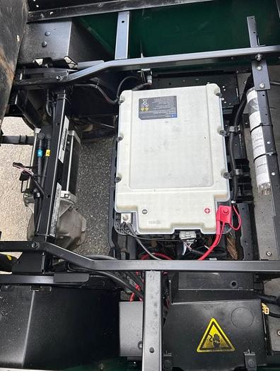 Used 2023 Cushman Shuttle 2 Elite