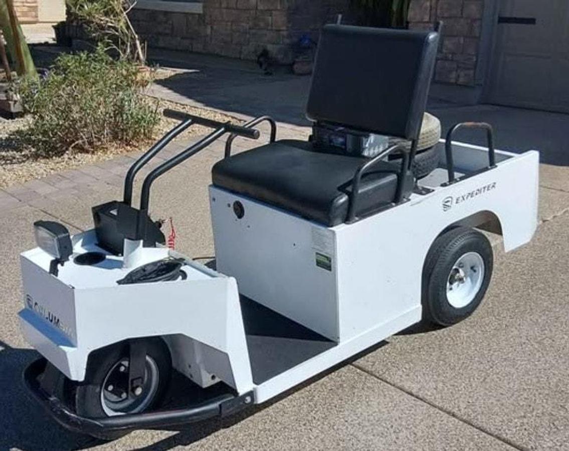 Used 2018 Columbia Expediter Step Saver