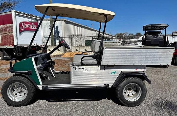 Used 2010 Club Car Carryall 252