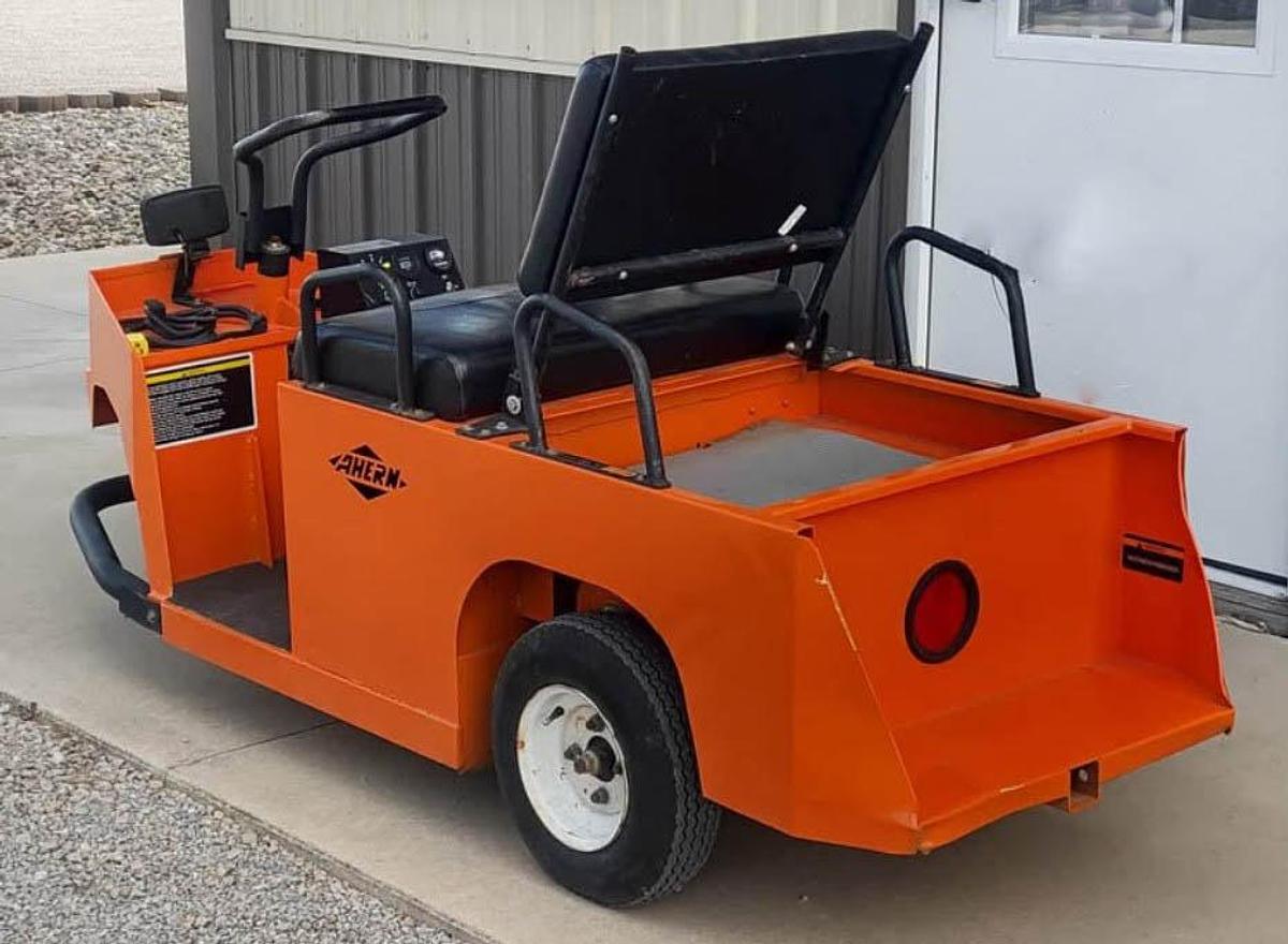 Used 2018 Columbia EX21-T-24 Step Saver