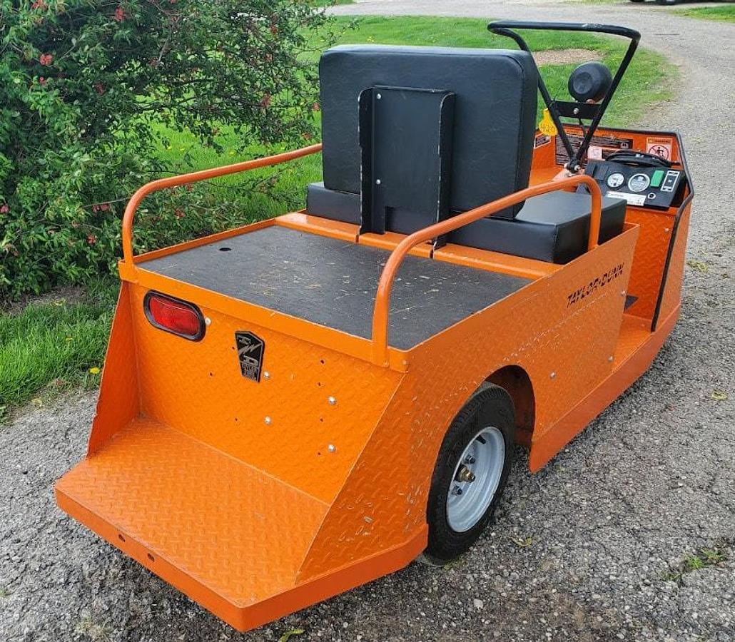 Used 2019 Taylor Dunn SS536