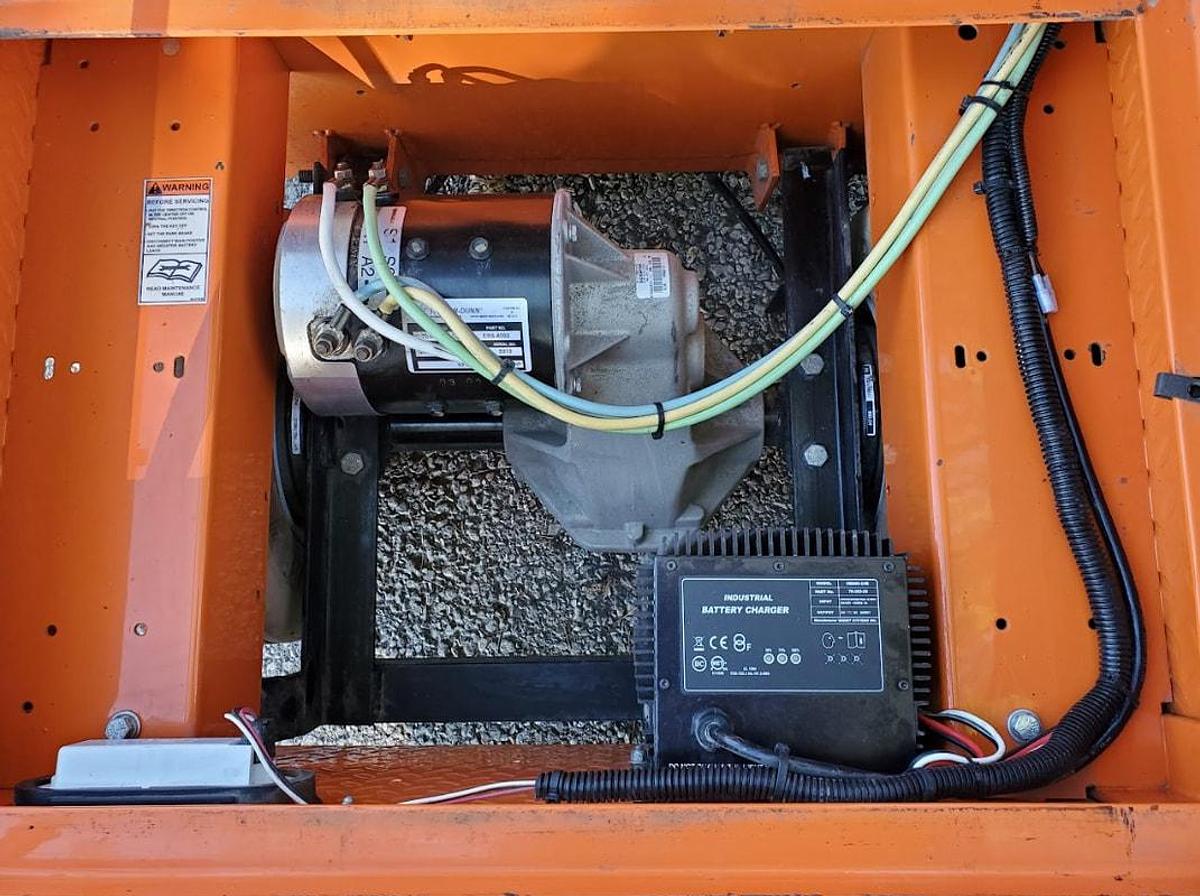 Used 2021 Taylor Dunn SS536 Step Saver