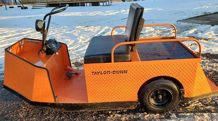 Used Taylor Dunn SS536