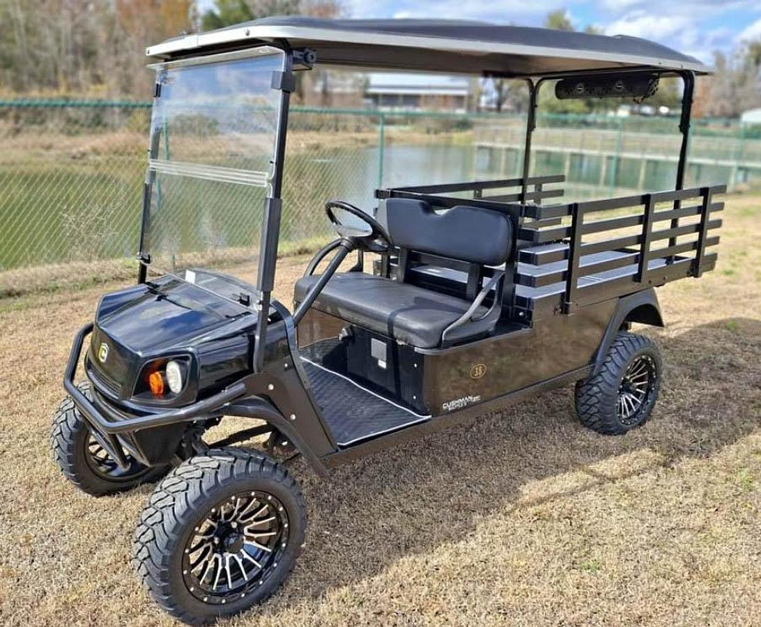 Used 2021 Cushman Shuttle 2