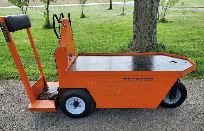 Used 2014 Taylor Dunn SC100