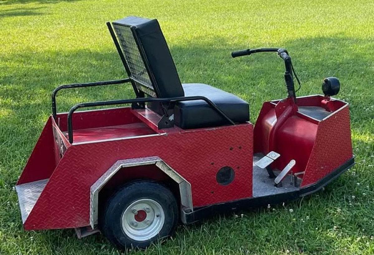 Used Cushman Minute Miser Step Saver