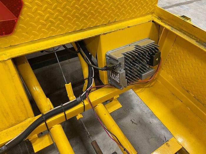 Used 2010 Taylor Dunn B-248