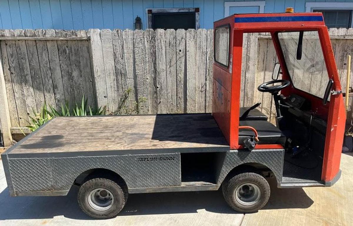 Used 2005 Taylor Dunn Flatbed