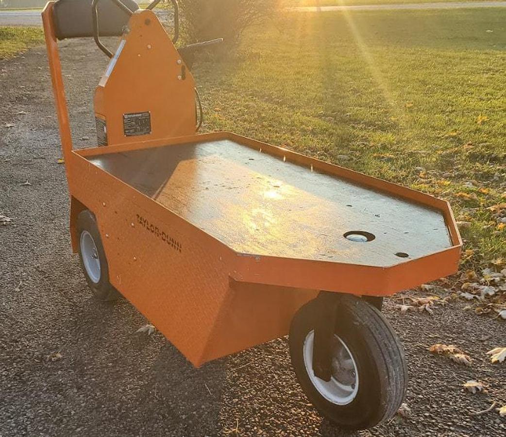 Used 2019 Taylor Dunn SC090 Stock Chaser