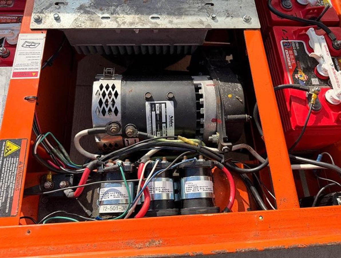 Used 2018 Taylor Dunn C-432 Mule