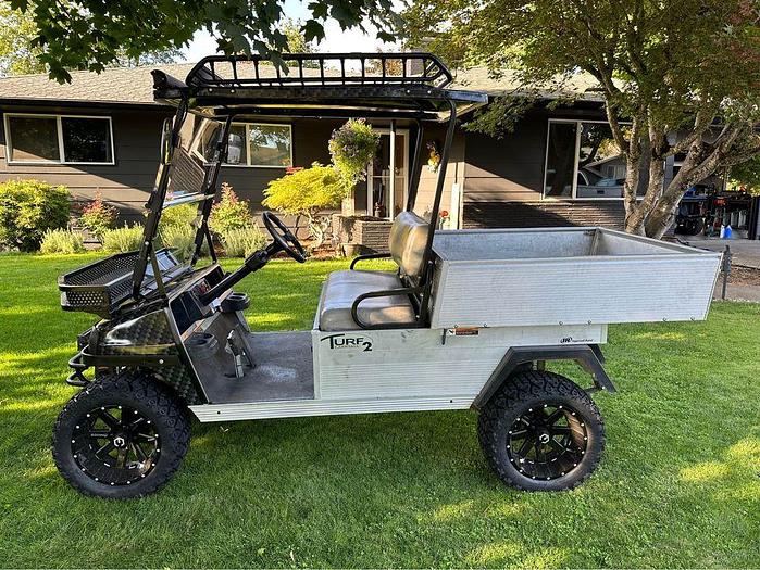 Used 2014 Club Car Carryall Turf 2