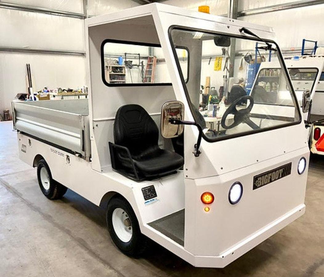 Used 2017 Taylor Dunn B5-540 XL Burden Carrier