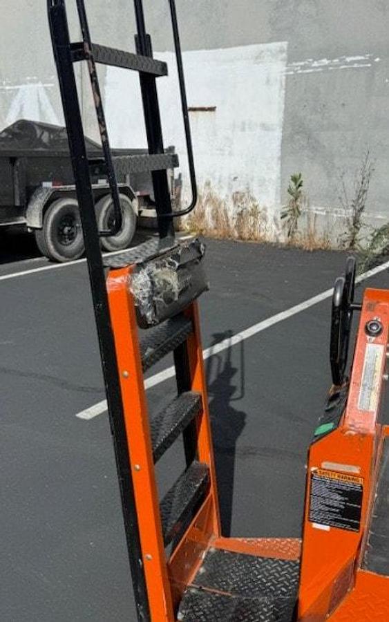 Used Taylor Dunn SC-100 Stock Chaser