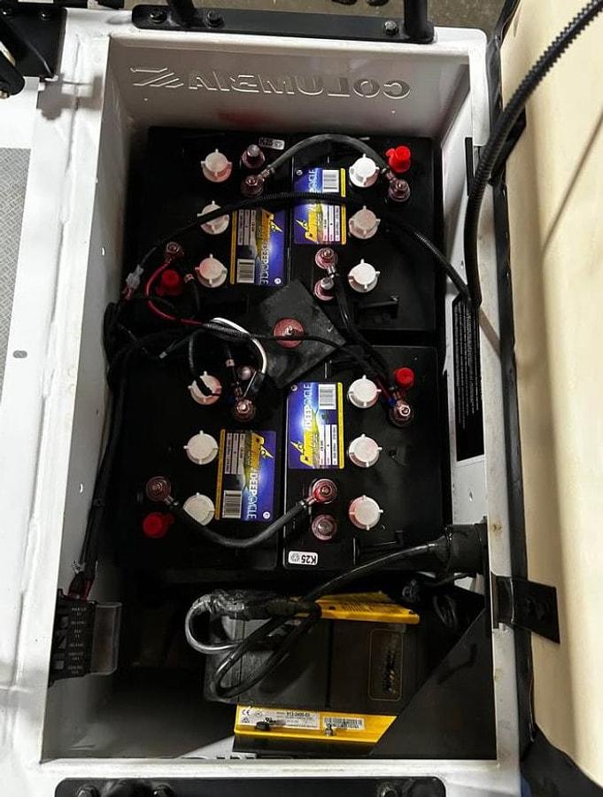 Used 2016 Columbia Expediter Step Saver