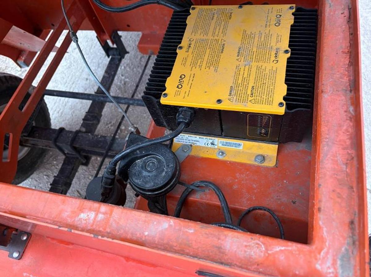 Used Columbia Payloader Burden Carrier