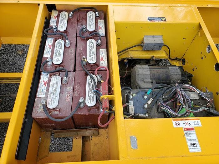 Used 2017 Taylor Dunn B5-440 Bigfoot