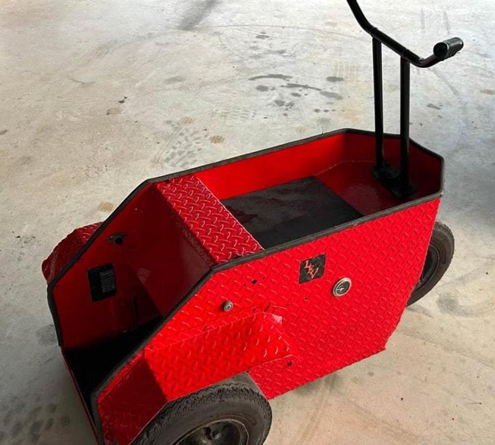 Used LEV Chariot
