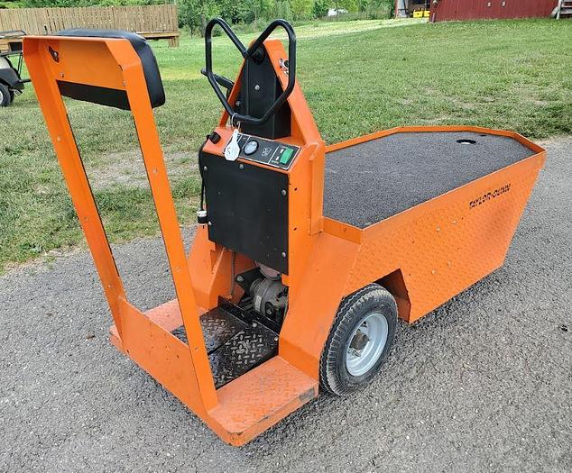 Used 2015 Taylor Dunn SC100