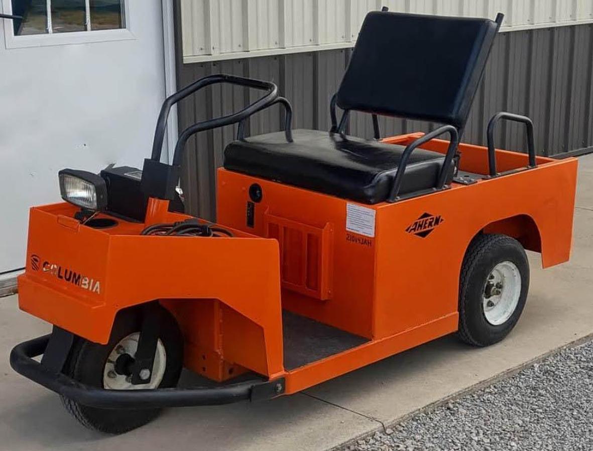 Used 2018 Columbia EX21-T-24 Step Saver